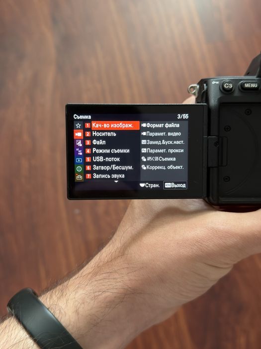 Продаю Sony Alpha 7 IV (только Body) A7M4