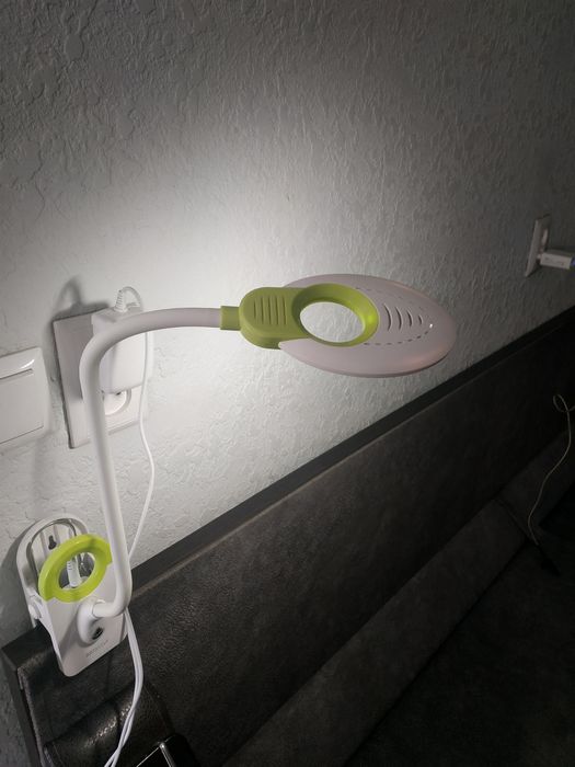 Лампа настольная светодиодная