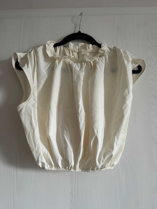 Ефирен дамски летен комплект в бежов цвят - размер S