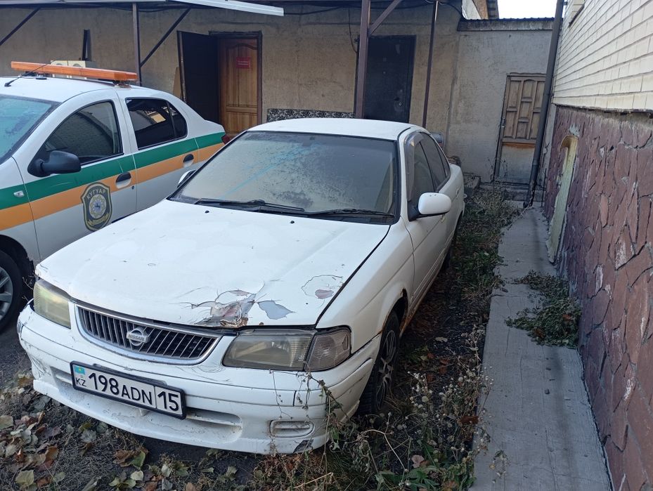 Продам нисан саний