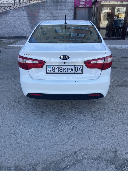 KIA Rio 2015г 1.6
