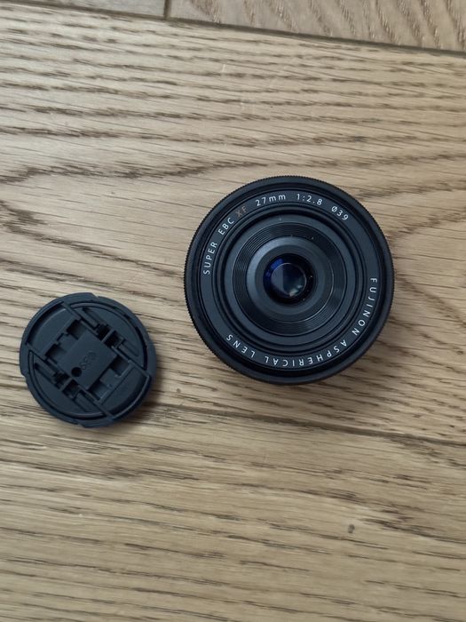 Obiectiv Fujifilm Fujinon XF 27mm f/2.8 (Pancake)