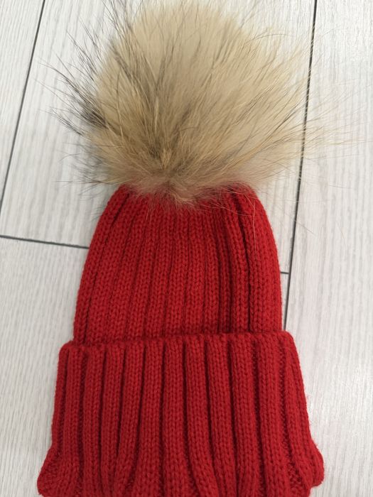 Caciula  cu moț detasabil