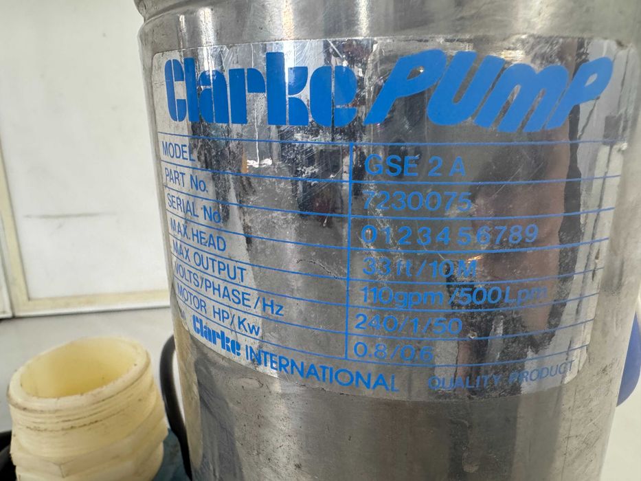 Помпа потопяема метална  - Clarke 600W / 10m