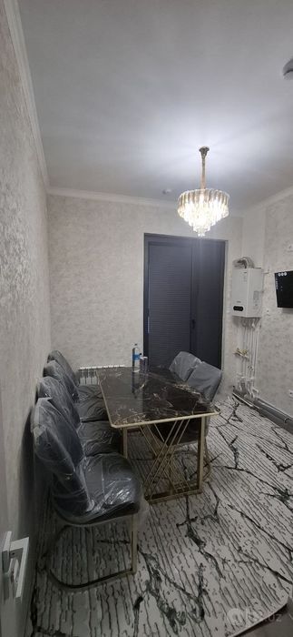 Kvartira ijaraga beriladi BEZMAKLER