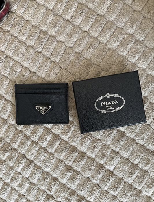Card Holder.