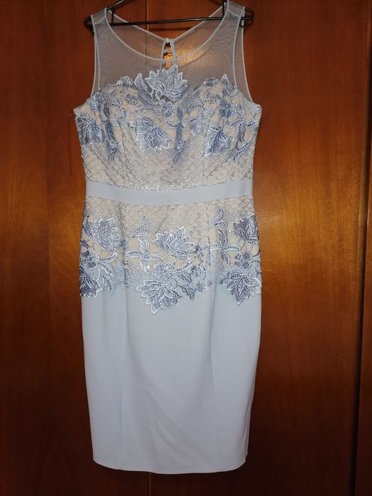 Дамска официална рокля