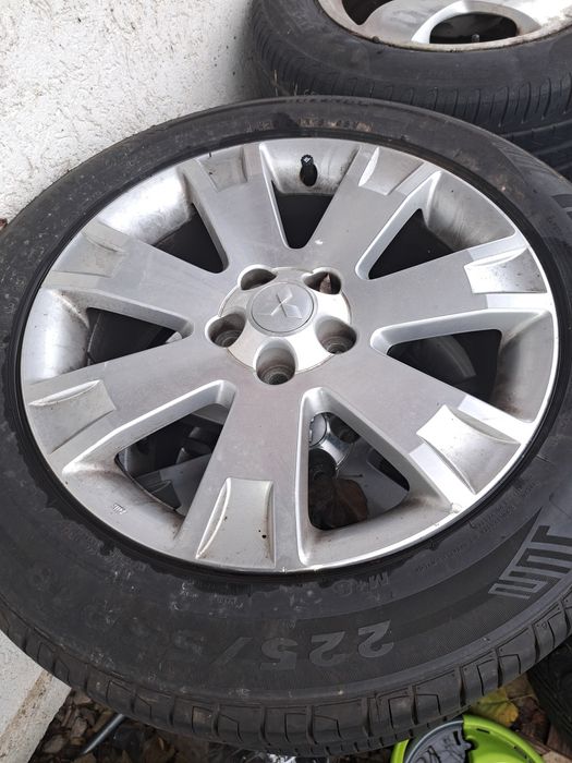 Гуминс джанти за Митсубиши Аутлендър ,Ситроен CROSS