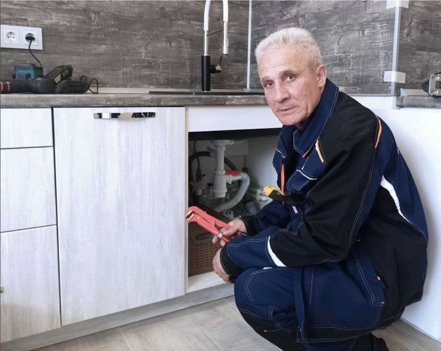 Сантехник недорого на дом все районы. Услуги сантехника