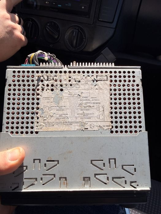 Casetofon auto AEG CS FMP 650 bt