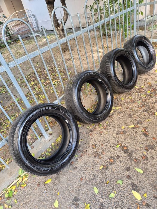 Set 4 anvelope 235/55   R17