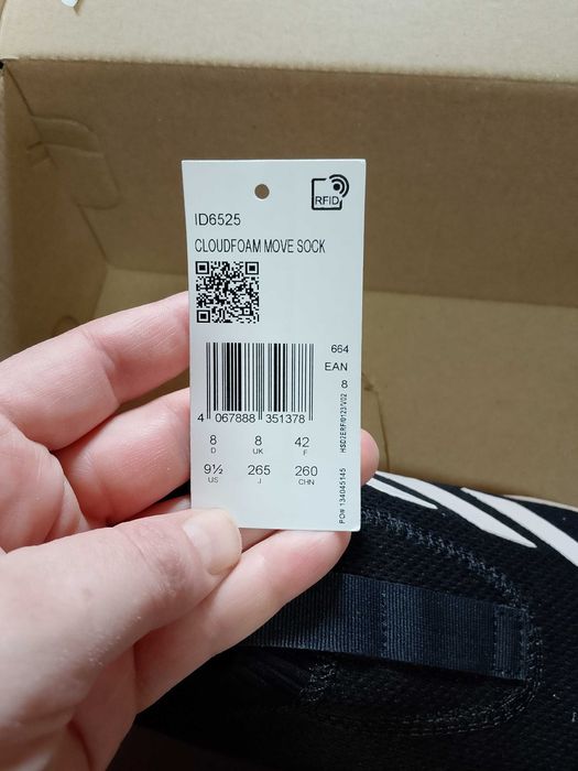 Дамски маратонки Adidas чисто нови