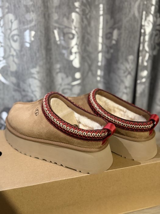 UGG W Tazz II.