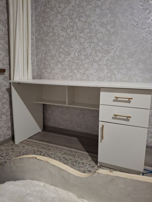 Стол  большой не дорого