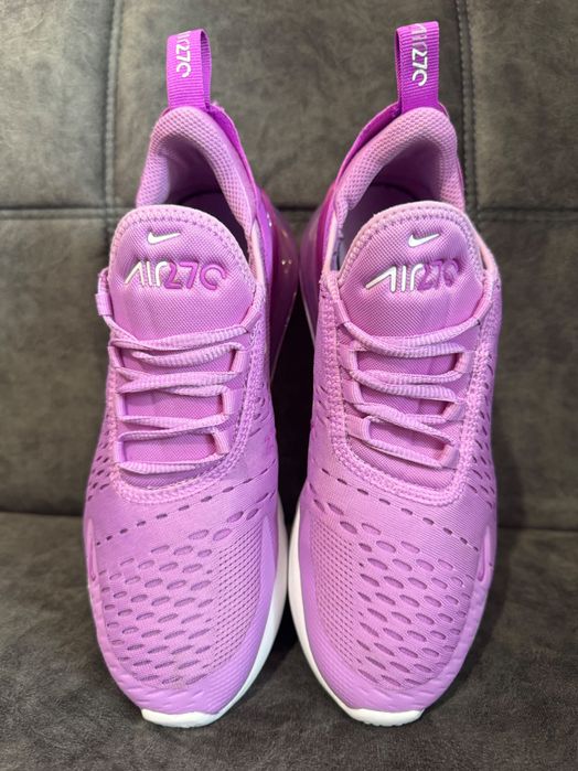 Nike Air Max 270 Rush Fuchsia.