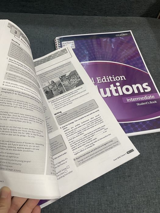 Solutions intermediate third edition все уровни учебника