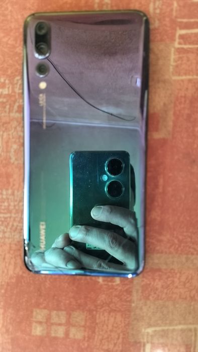 Huawei p20 pro (display  si capac fisurate)