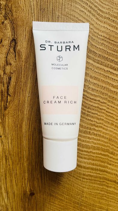 Козметика Augustinus Bader, Dr. Barbara Sturm, Aurelia London