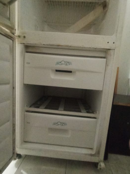 Холодильник + Морозильник Snaige