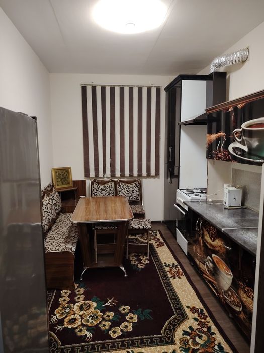 Вокзал ёнида 3 хонали квартира ижарага барилади.