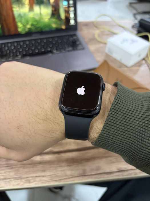 Apple watch 8 45 Black