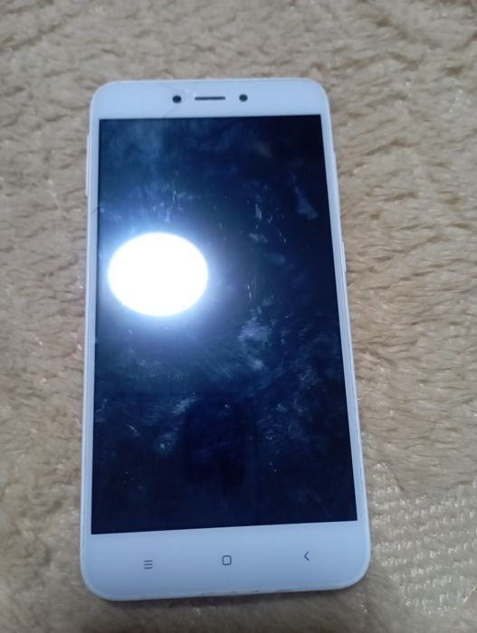 Телефон сотилади запчастга