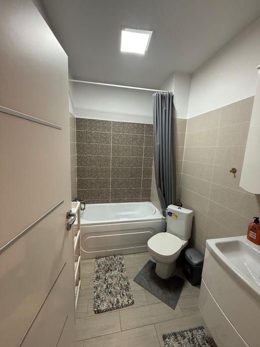 Vand garsoniera militari residence cu loc de parcare inclus