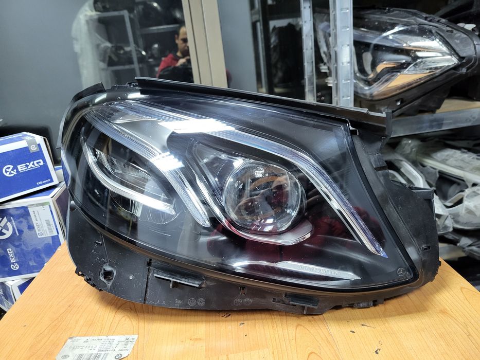 Десен фар фарове Mercedes E W213 desen far farove  213