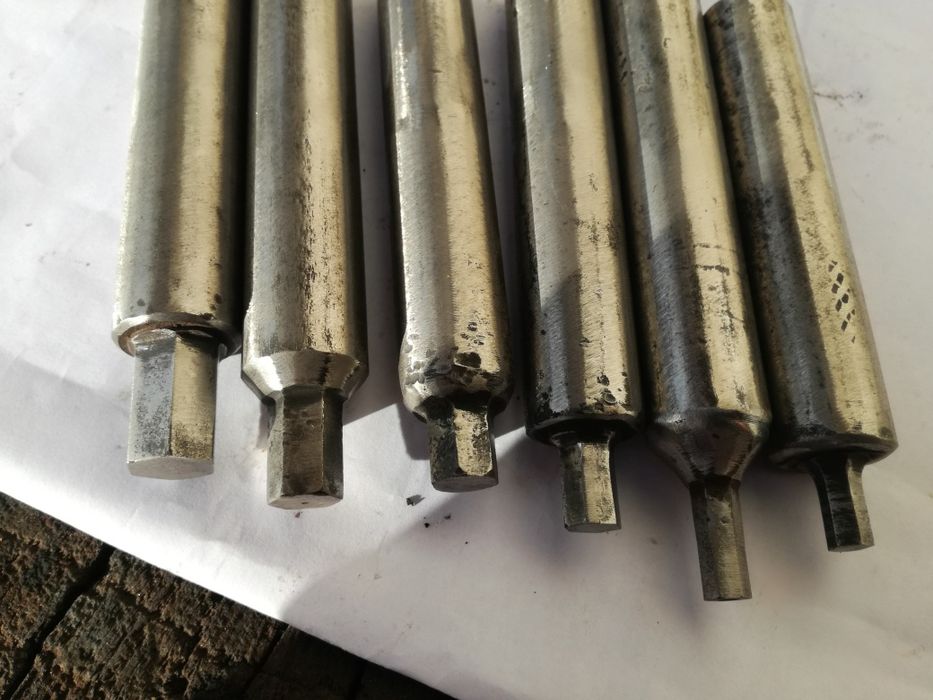 Țevi alamă 25/3,poansoane pătrate și hexagonale din C120