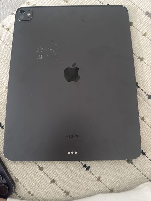 Продаю ipad pro 12 inch