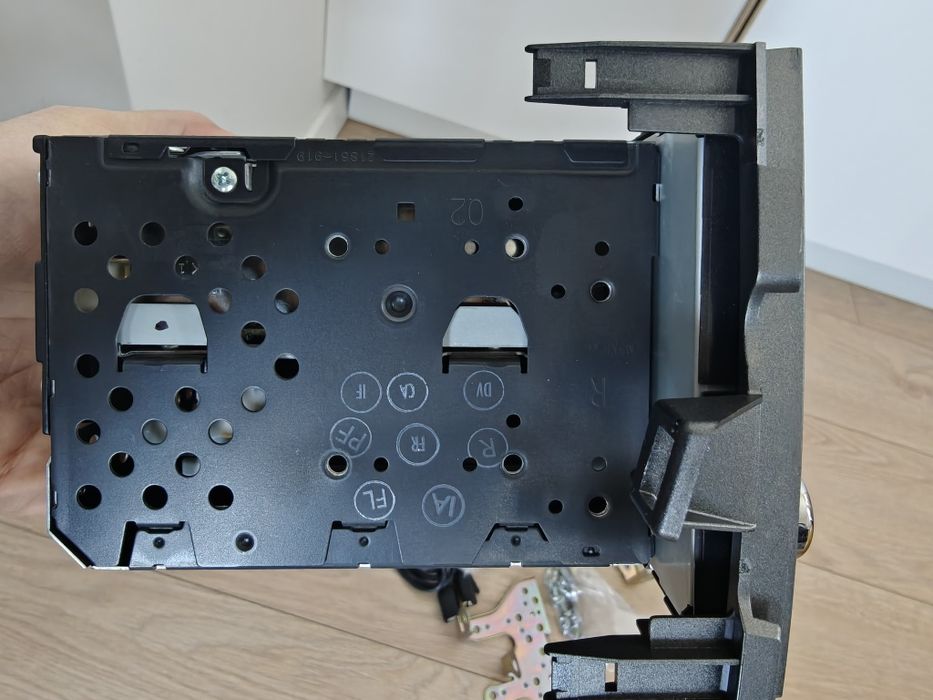 Тойота Аурис Оригинална Мултимедия