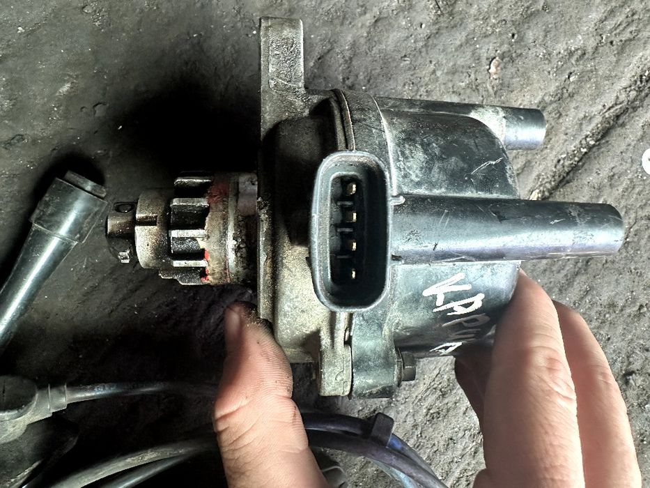 Трамблёр карина е