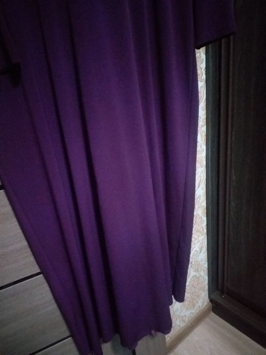 Женская одежда платье длинное  60р