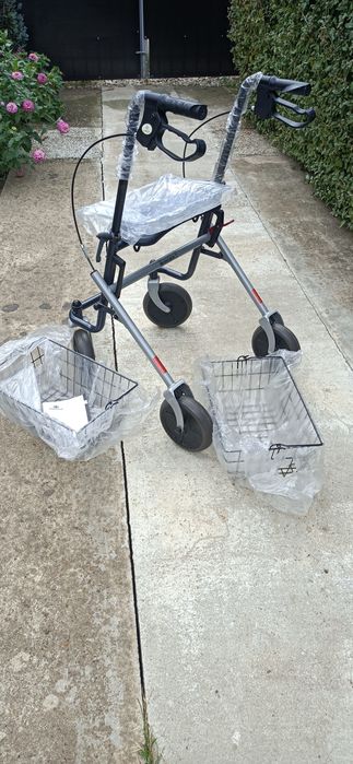 De vânzare rolator