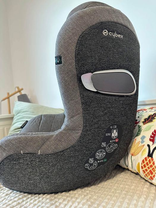 Scaun auto rotativ Cybex Sirona Z2 i-Size Plus si baza isofix Cybex