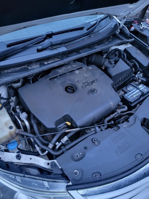 Piese toyota avensis 2.2 D-cat cutie automata
