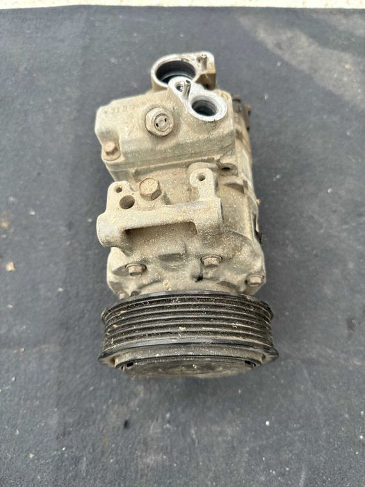 Compresor clima AC vw passat b6/skoda/golf6 1.8 tsi 1K0820808A