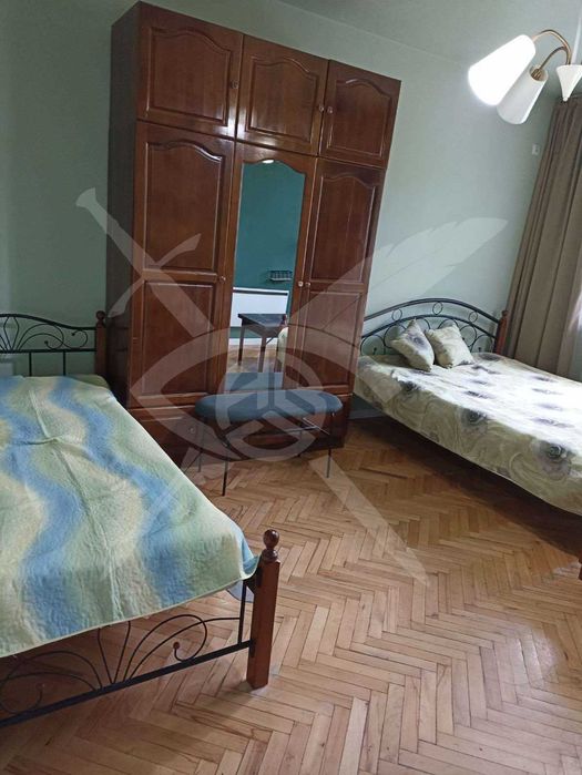 Продава се Четиристаен апартамент в Варна, Център - 115 кв.м за 2896 €/кв.м - Снимка #3