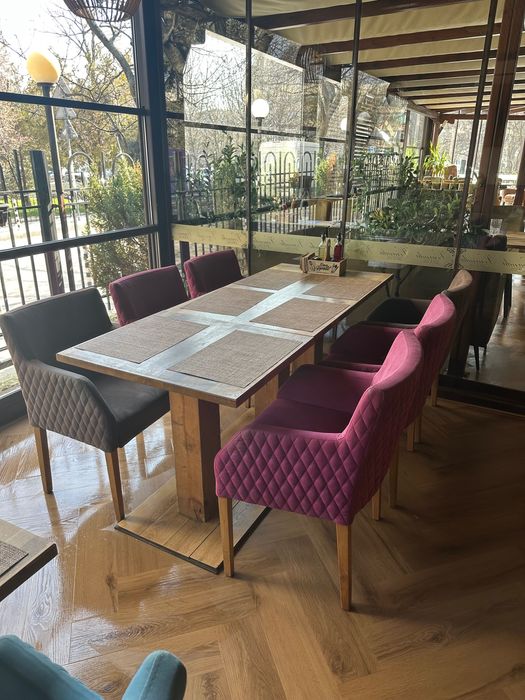 Продавам столове