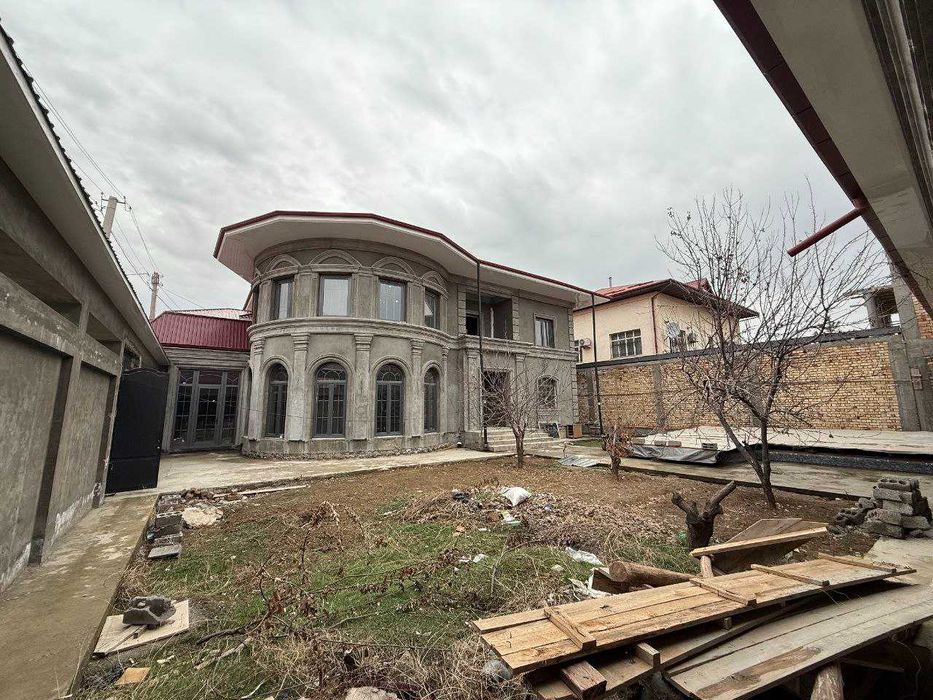 Продаётся участок 2-Этажный Дом 7-соток  Фасад 30х23 СанПИ,