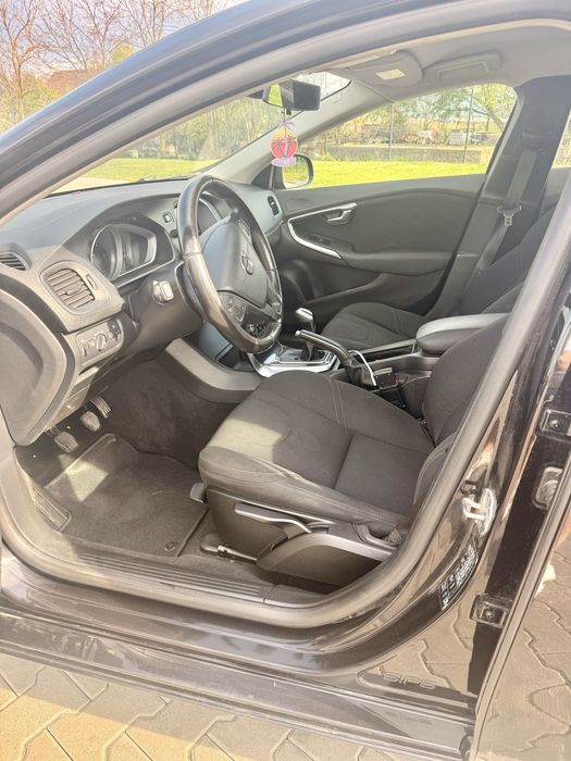 Vand volvo v40  d2 2.0 diesel