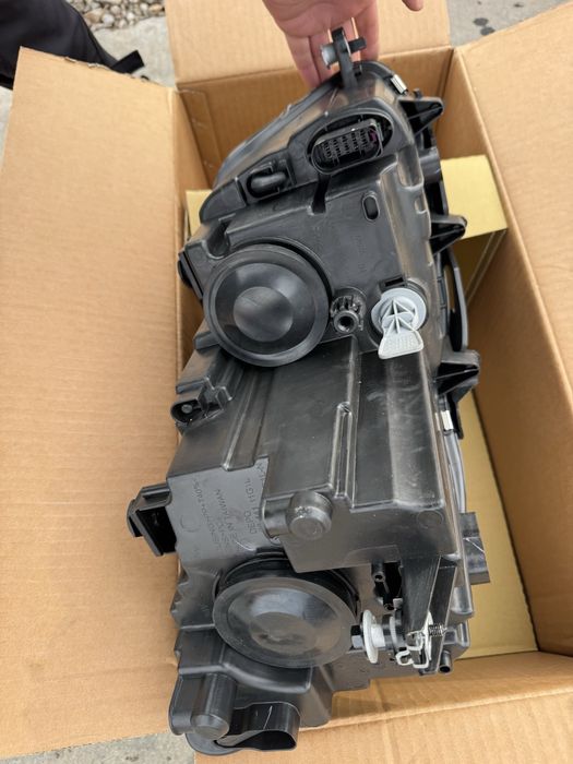 Фар-ляв фолксваген кади 2010-2015