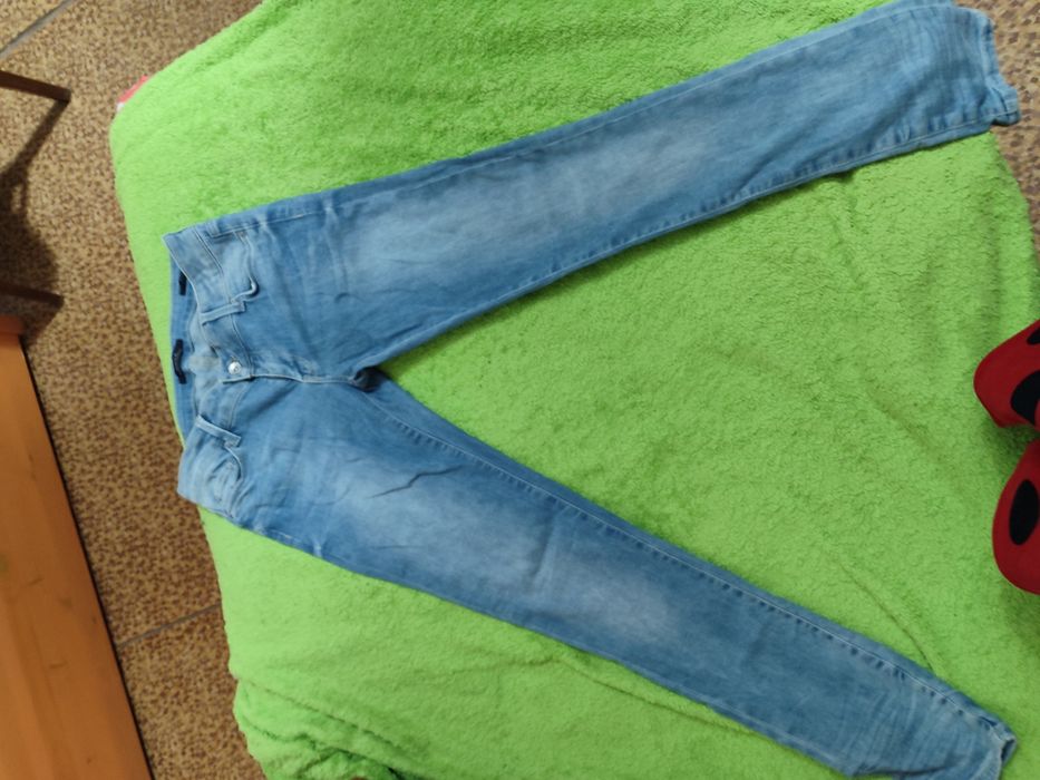 Джинсы 28-29 размер