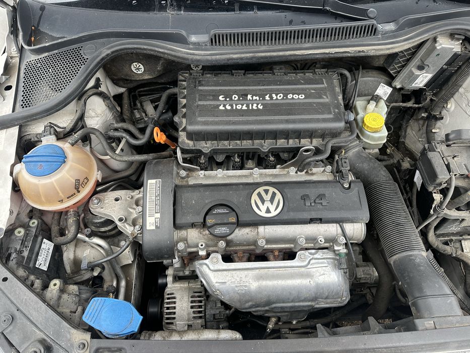 VW Polo 6R 1.4-16v На Части!!!