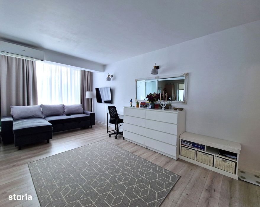 Apartament 2 camere renovat 2025 mobilat + loc de parcare proprietate