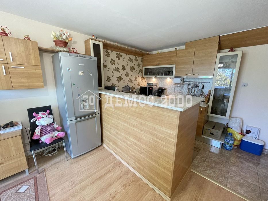 Дава се под наем Тристаен апартамент в Варна, Чайка - 70 кв.м за 612 € - Снимка #3