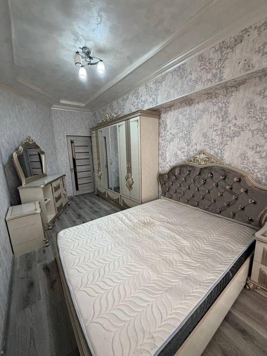 Мирзо Улугбек туман АКАДЕМГОРОДОК ва Метро БИЙ атрофида 3-хонали кварт