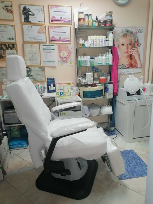 Стол за педикюр Torino 173 x 53/66 см - хидравличен - НОВИ