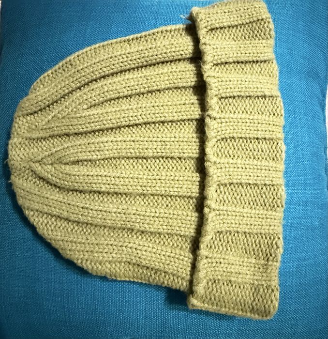 Зимни шапки различни