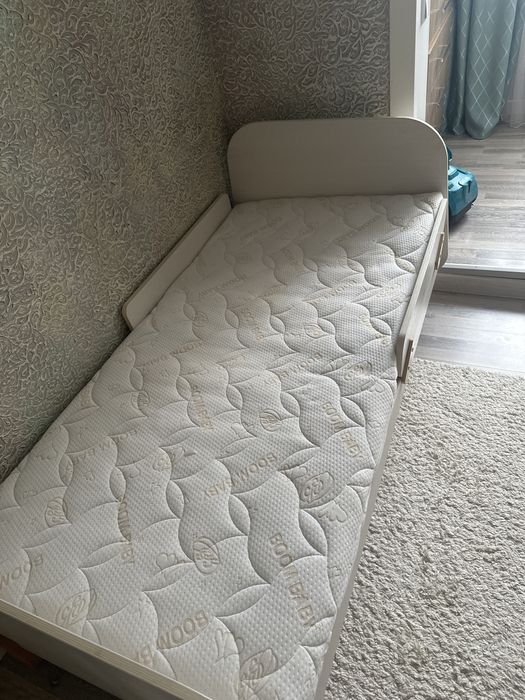Продам детскую  кровать